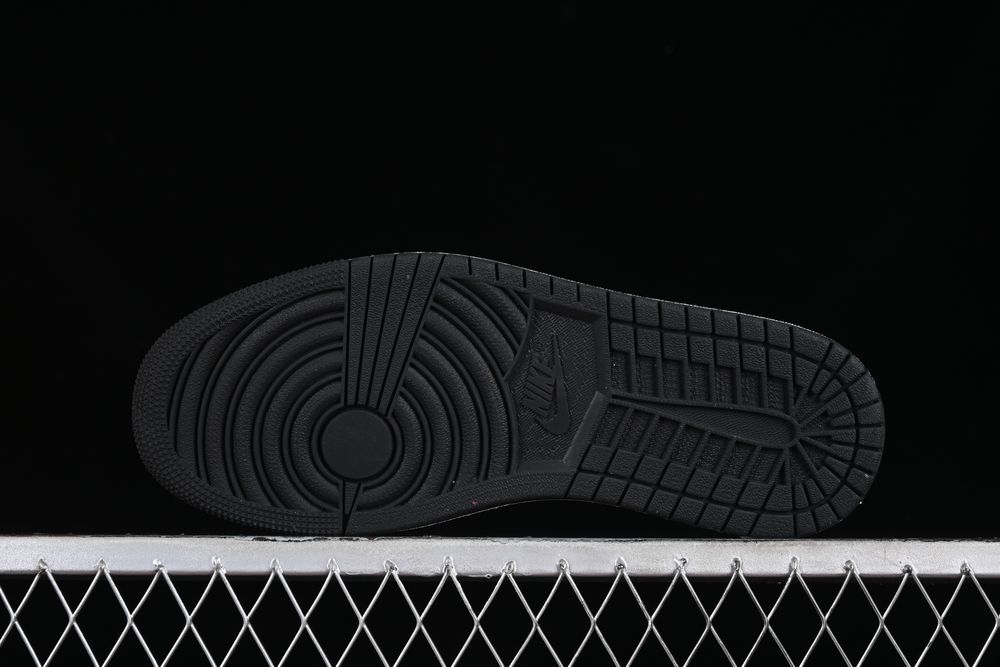 AJ 1 Low x Travis Scott x LV LX1988-400 AJ 1 Low x Travis Scott x LV LX1988-400