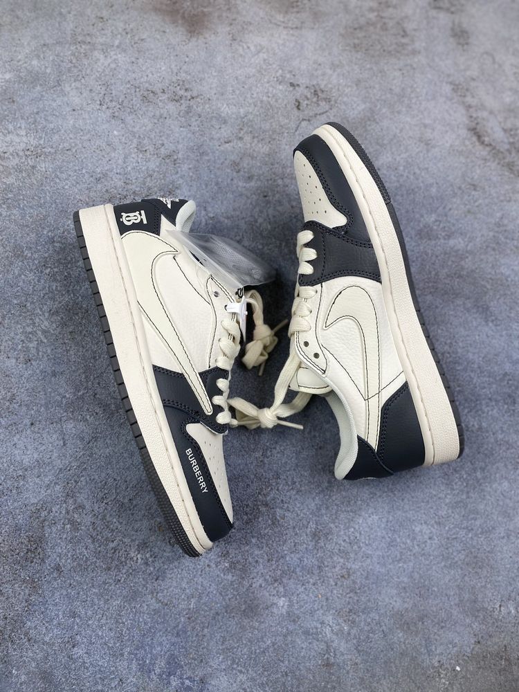 AJ 1 Low x Travis Scott x BUR ‘Sail Black’ AJ3288 AJ 1 Low x Travis Scott x BUR ‘Sail Black’ AJ3288