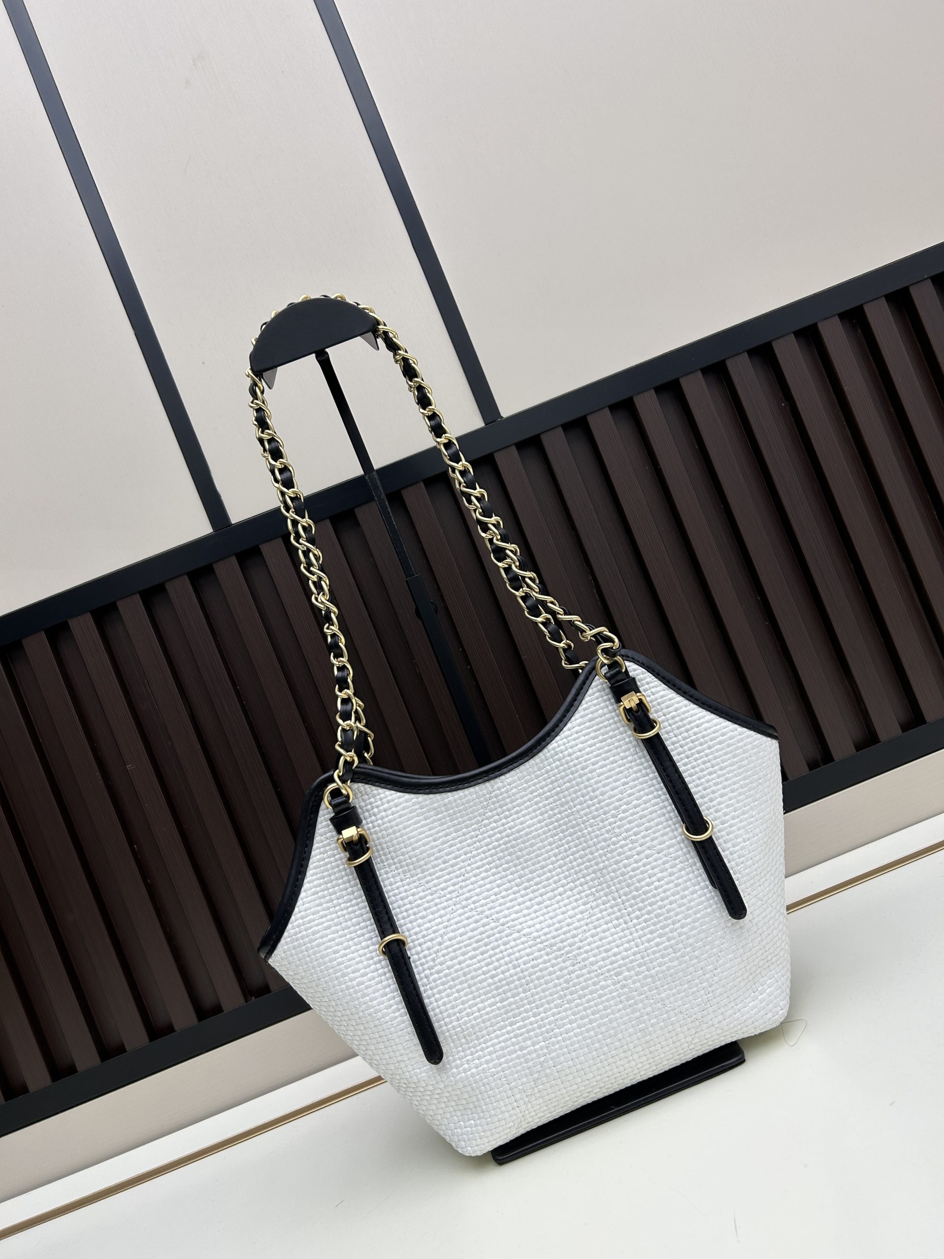 Luxury CN Handbag C2526-091 Luxury CN Handbag C2526-091