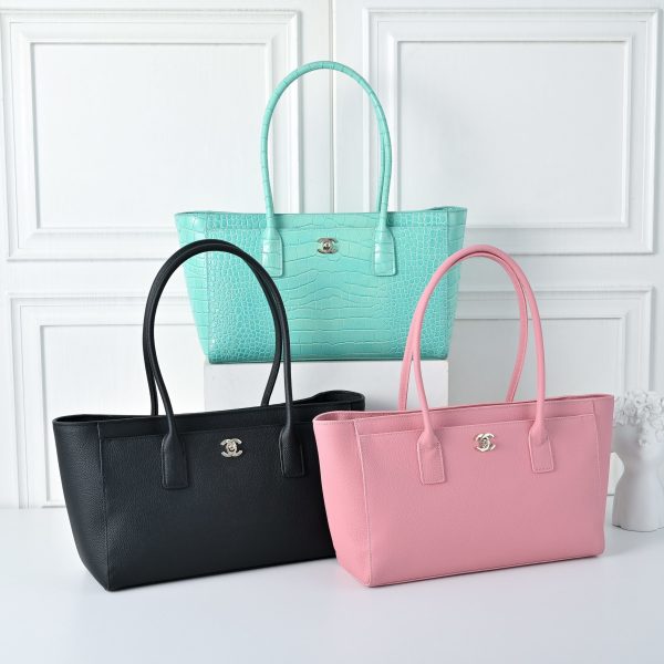 Luxury CN Handbag 7077 BC