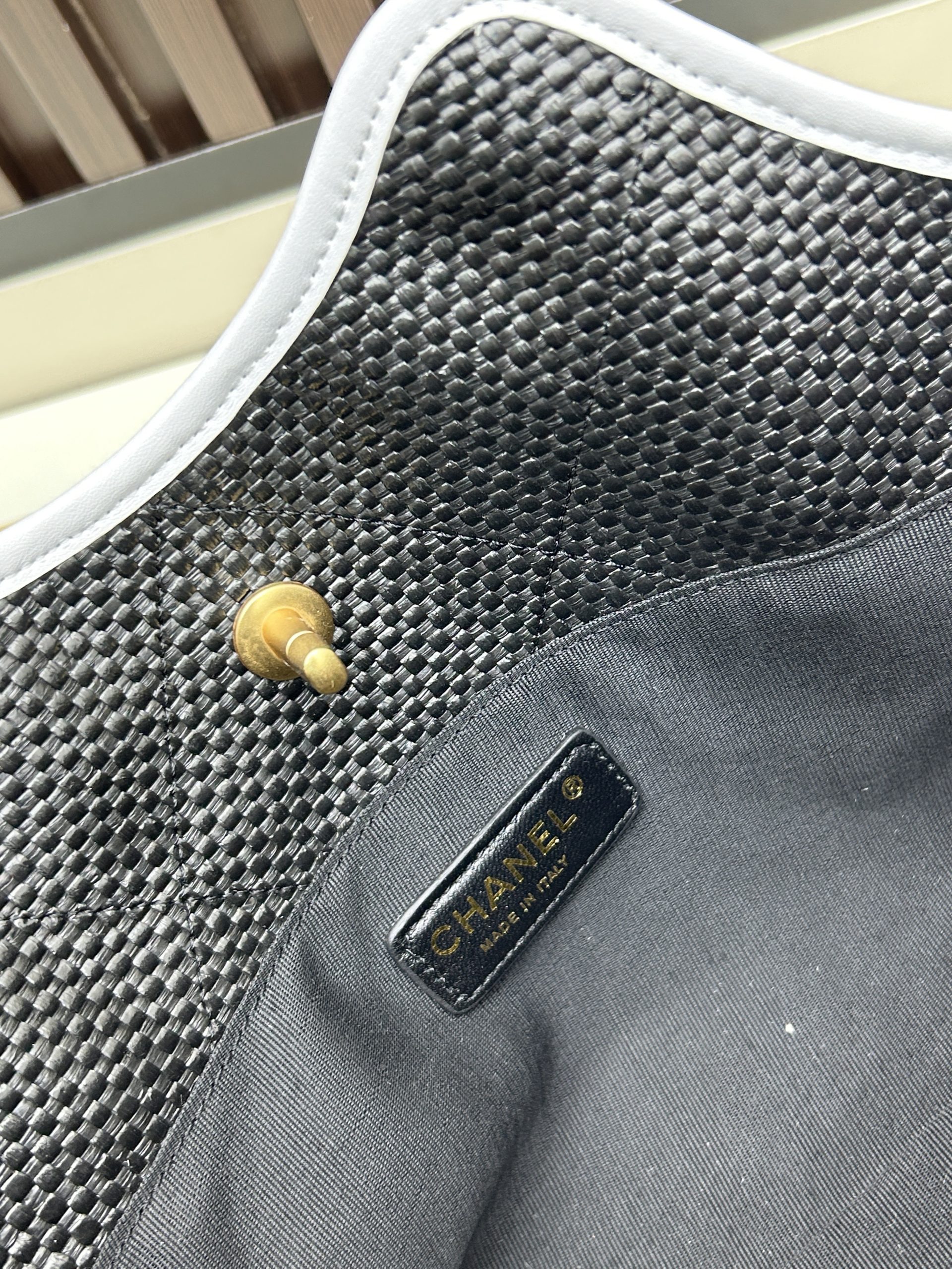 Luxury CN Handbag C2526-091 Luxury CN Handbag C2526-091