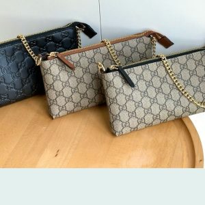 Luxury Gucci Handbag 779791