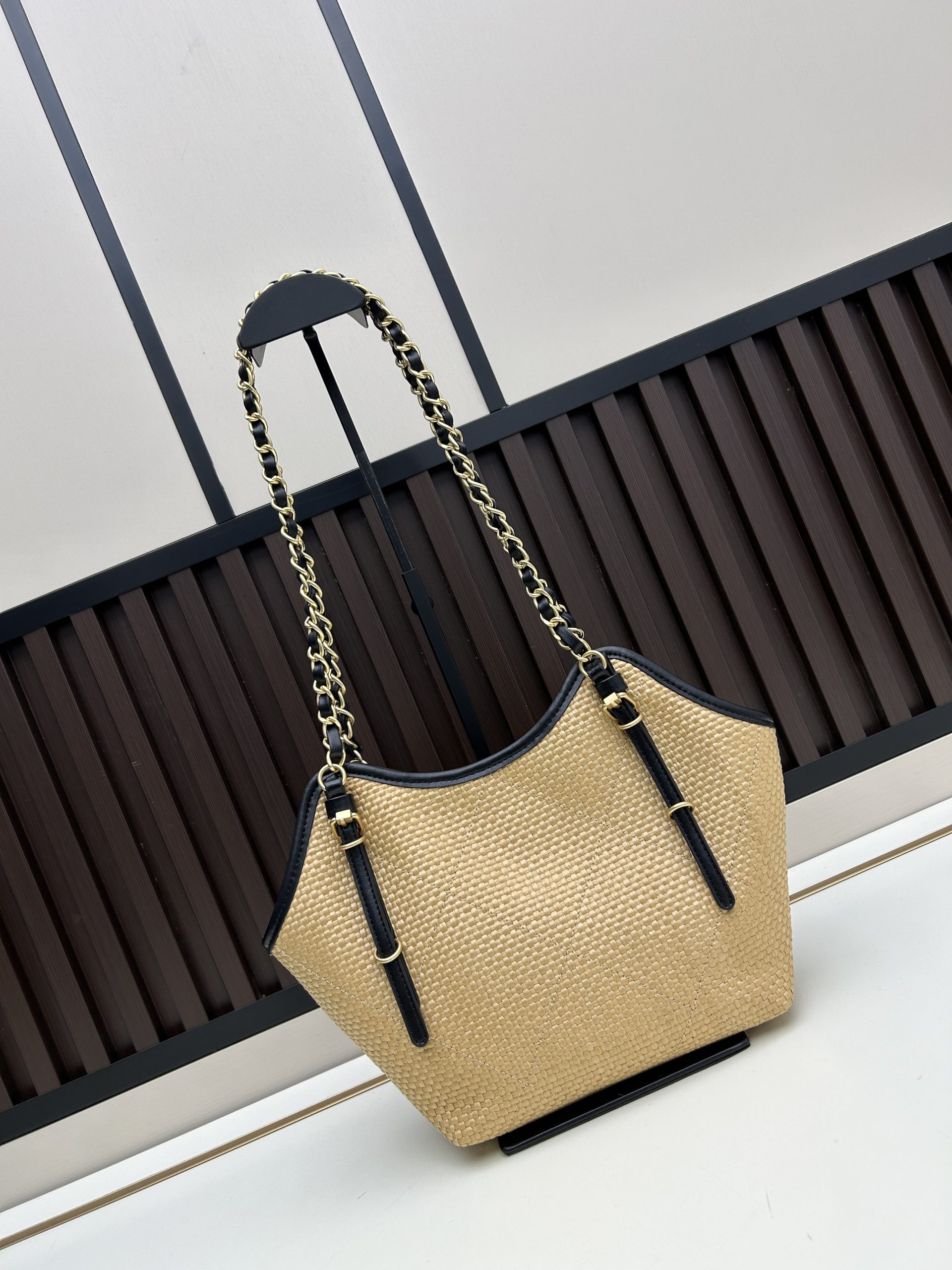 Luxury CN Handbag C2526-091 Luxury CN Handbag C2526-091