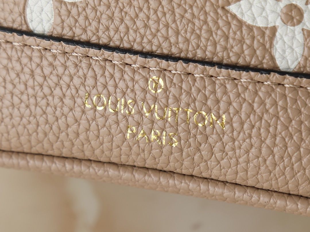 Luxury LV Handbag M82933-M46291-M81266 Luxury LV Handbag M82933-M46291-M81266