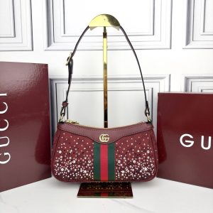 Luxury Gucci Handbag 841341