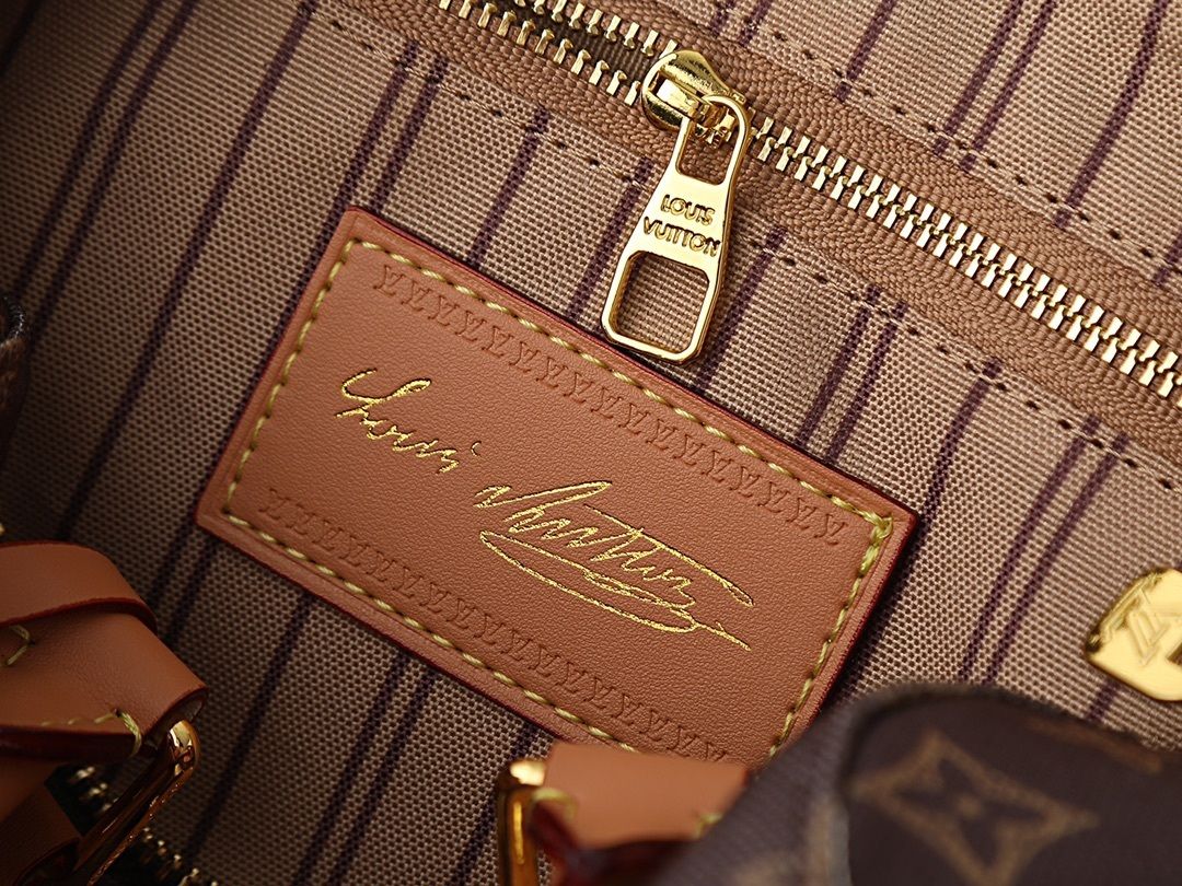 Luxury LV Handbag M28102-M13146 Luxury LV Handbag M28102-M13146