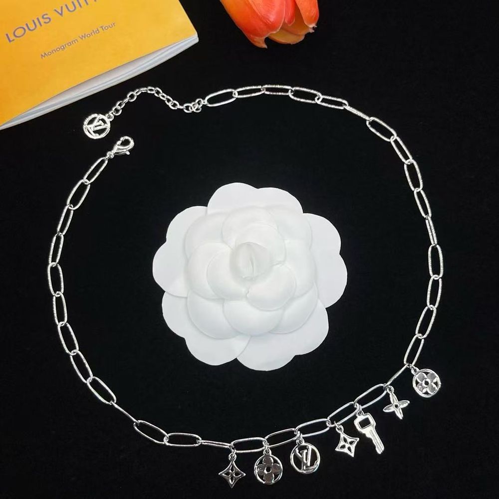 New Arrival LV Necklace 121