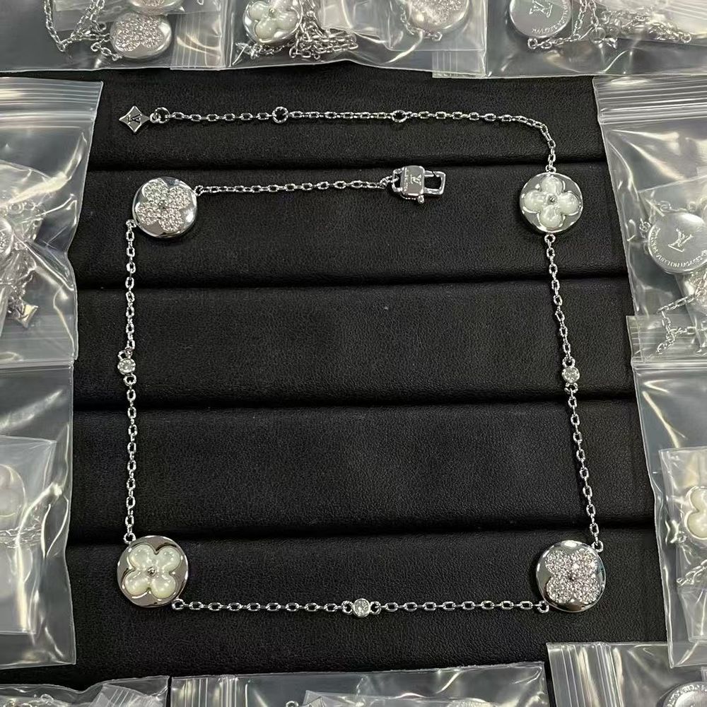 New Arrival LV Necklace 120