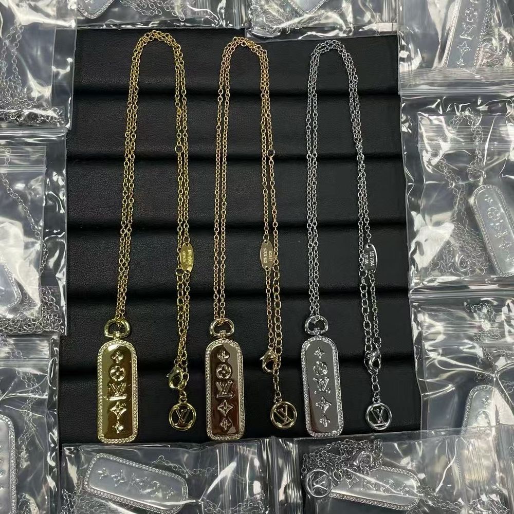 New Arrival LV Necklace 114