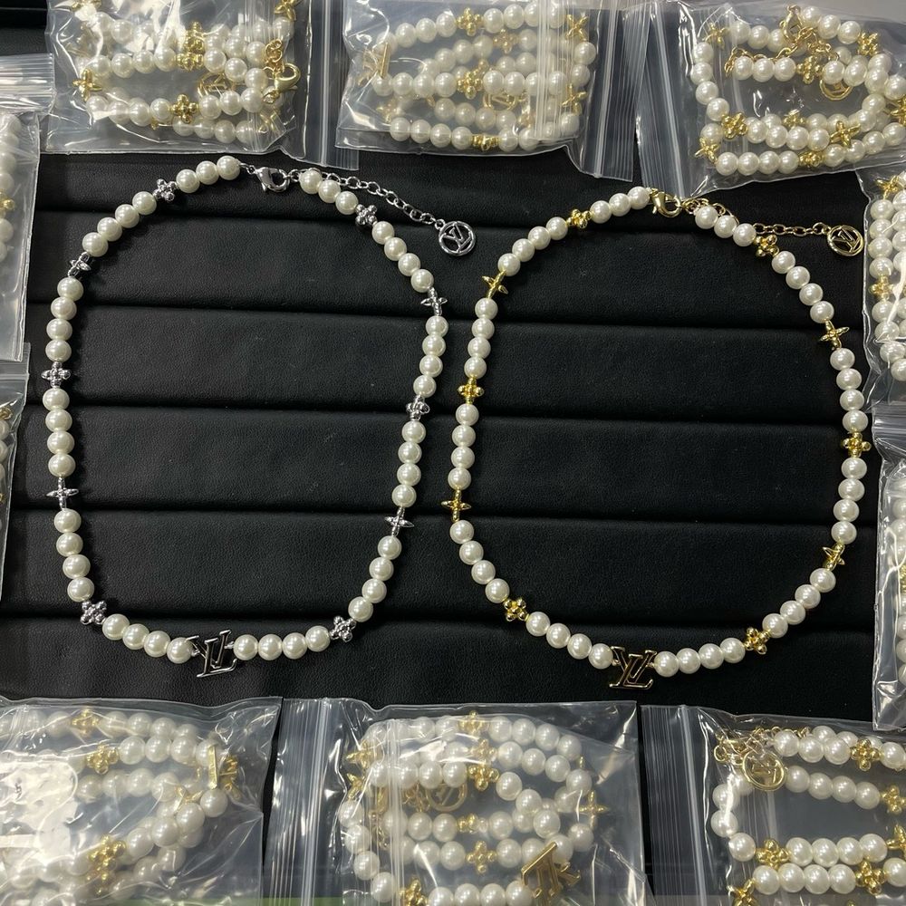 New Arrival LV Necklace 110