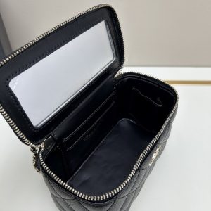 CN Small Vanity Case Black For Women AS3171