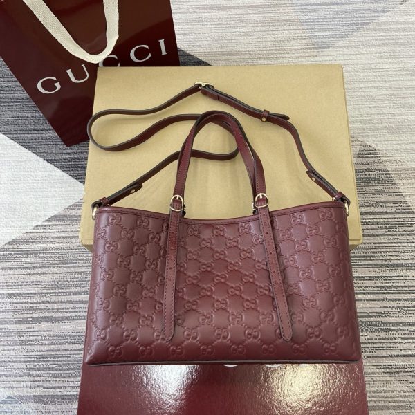 GG Emblem Medium Tote Bag 815214-1 QA