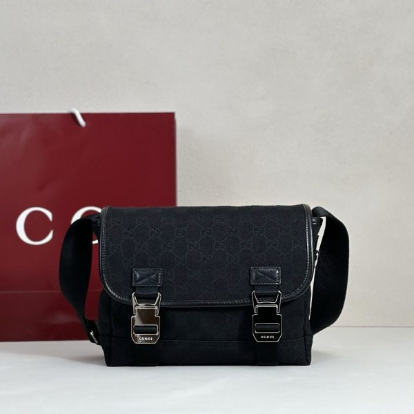 GG Canvas Small Crossbody Bag 854745 QA
