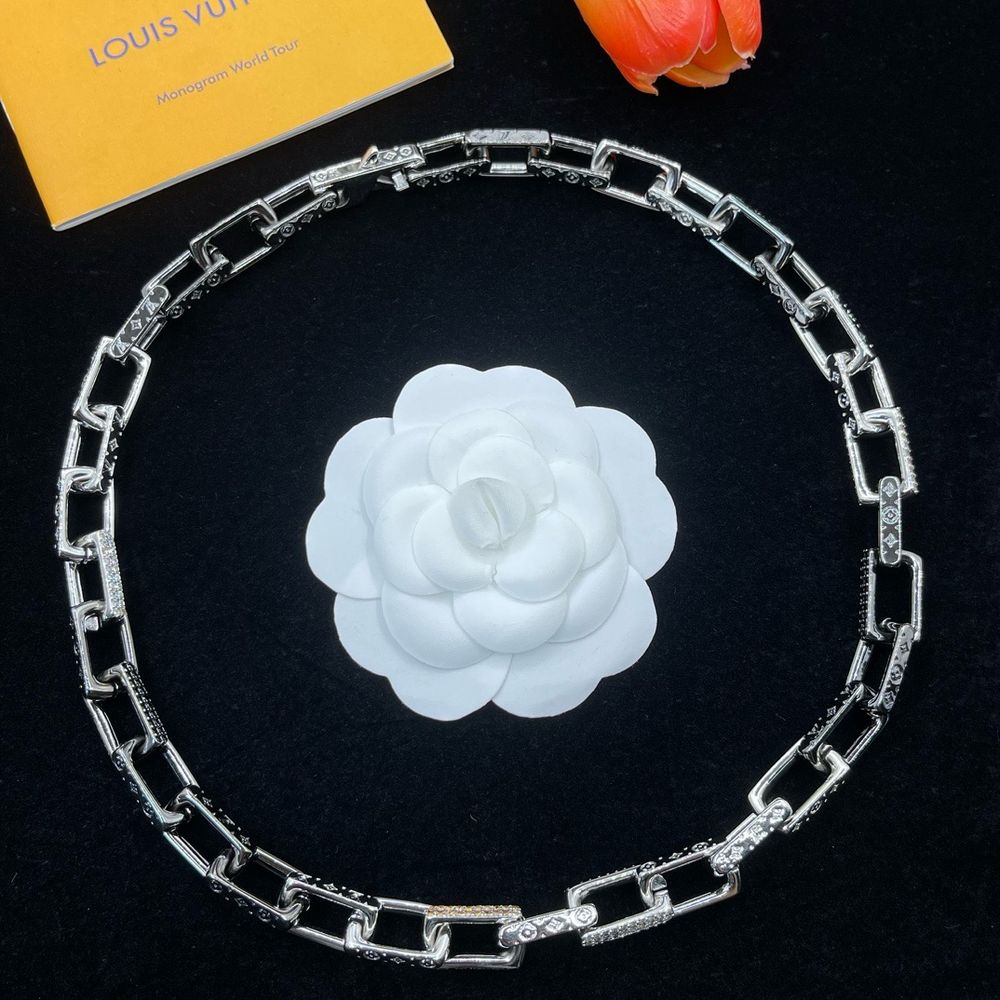 New Arrival LV Necklace 148