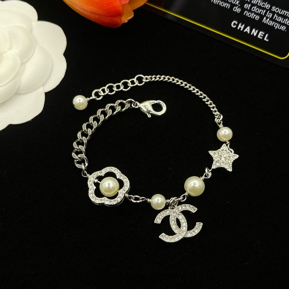 New Arrival Chanel Bracelet 062