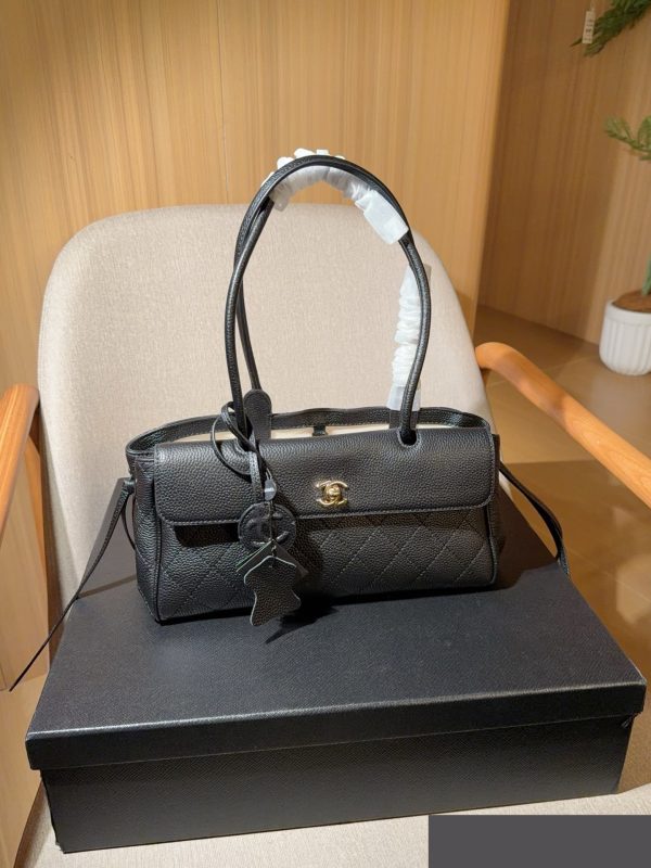 New Fashion CN Handbag CC263410 QA