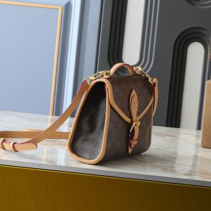 Luxury LV Handbag M44919-M51121-M51120 4 470e2495 result