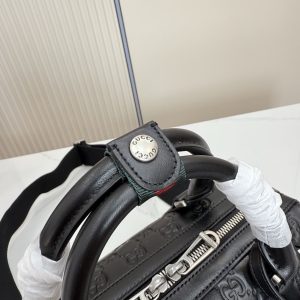 GG Emblem Small Duffle Bag 855789