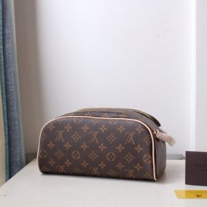 LV King Size Toiletry Monogram Canvas For Men, Travel Bags M47528