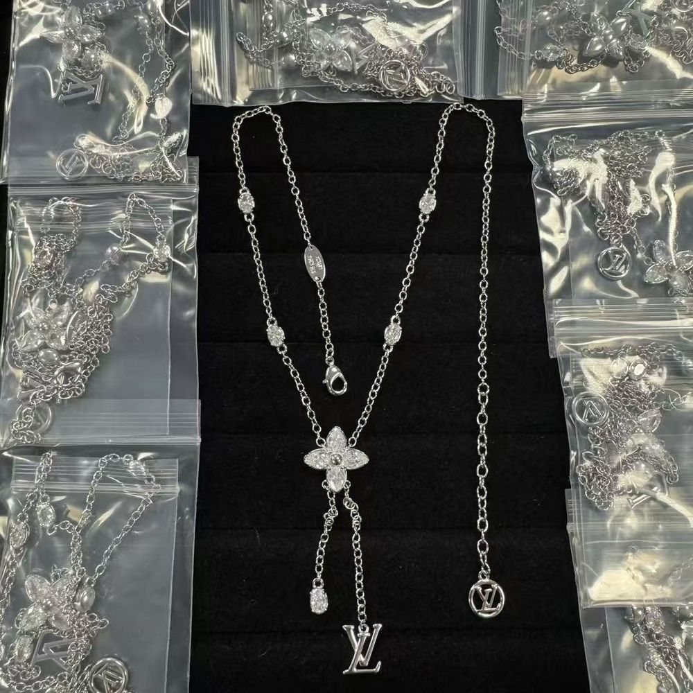 New Arrival LV Necklace 158