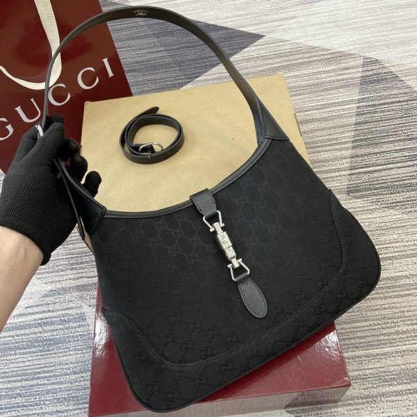 GG Jackie 1961 Medium Shoulder Bag 863136 QA