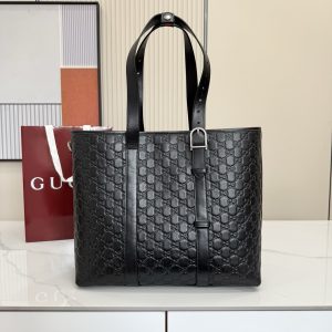 GG Emblem Large Tote Bag in Black 850218 4 5694b32c