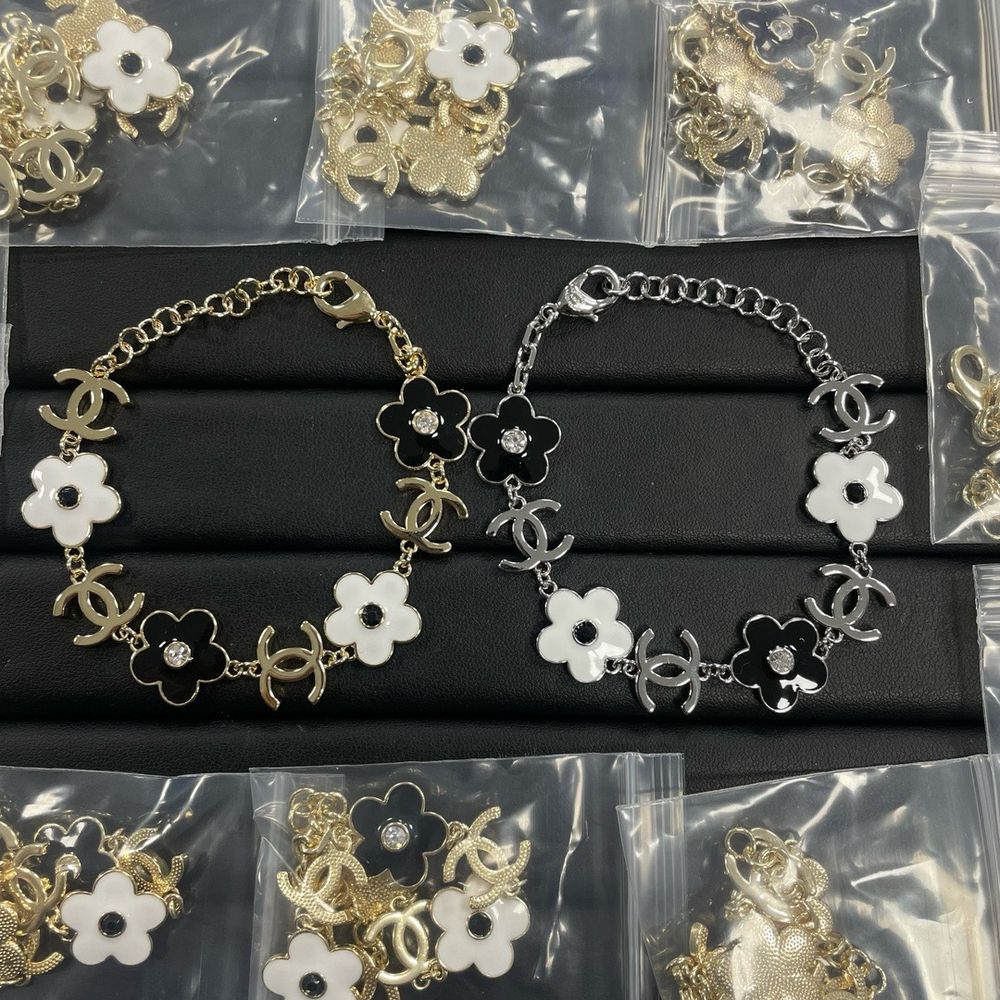 New Arrival Chanel Bracelet 028