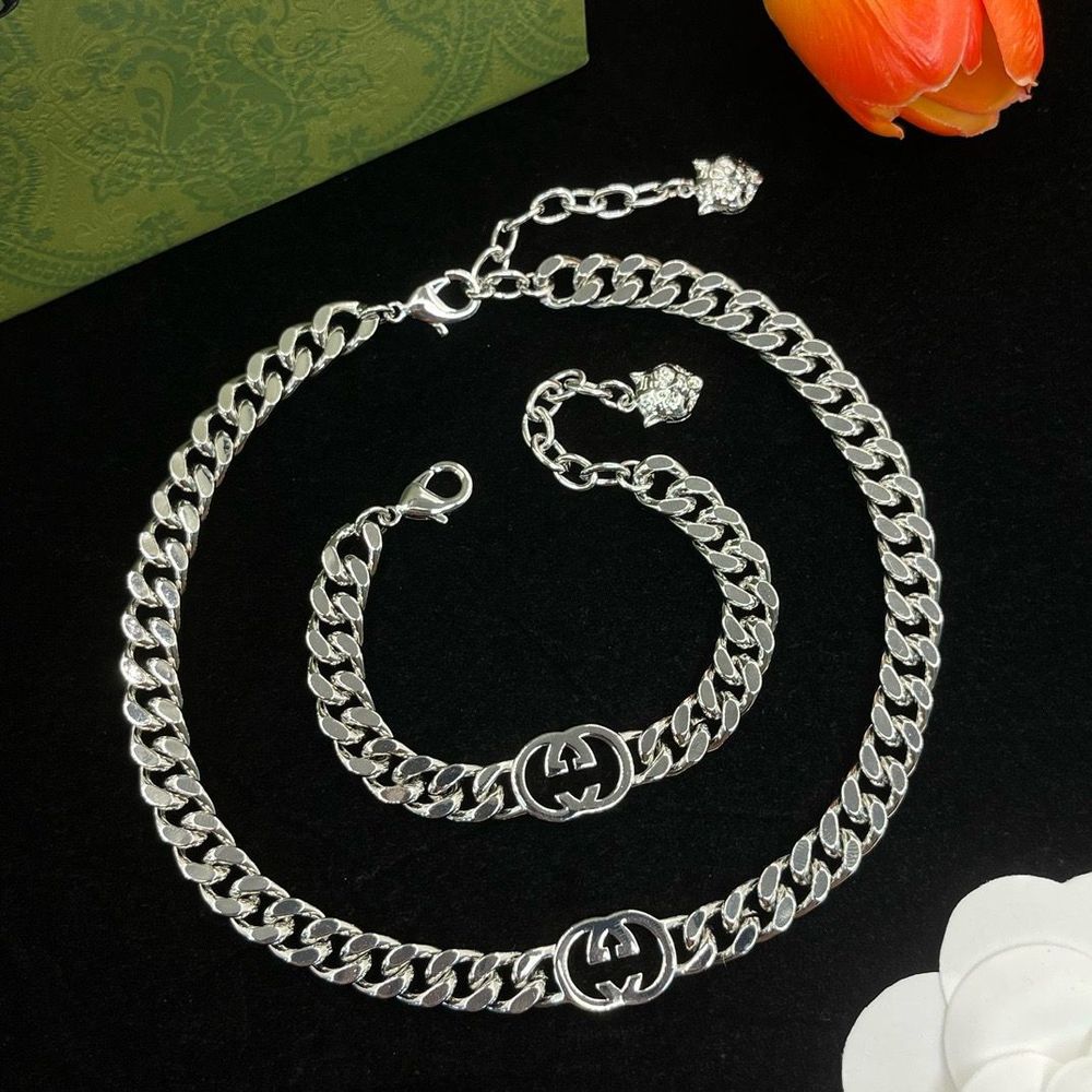 New Arrival Gucci Set Women 005