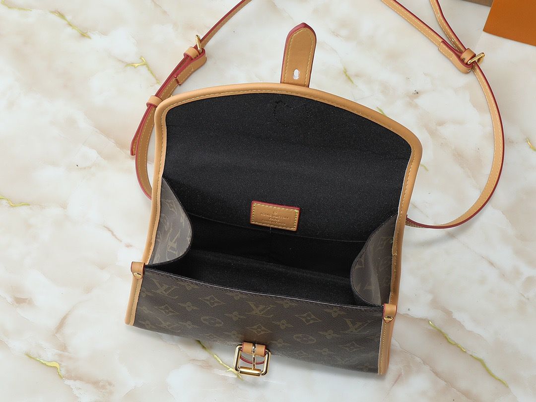 Luxury LV Handbag M44919-M51121-M51120 Luxury LV Handbag M44919-M51121-M51120