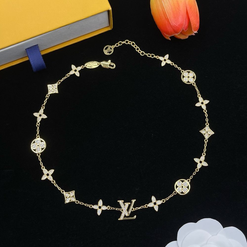 New Arrival LV Necklace 136