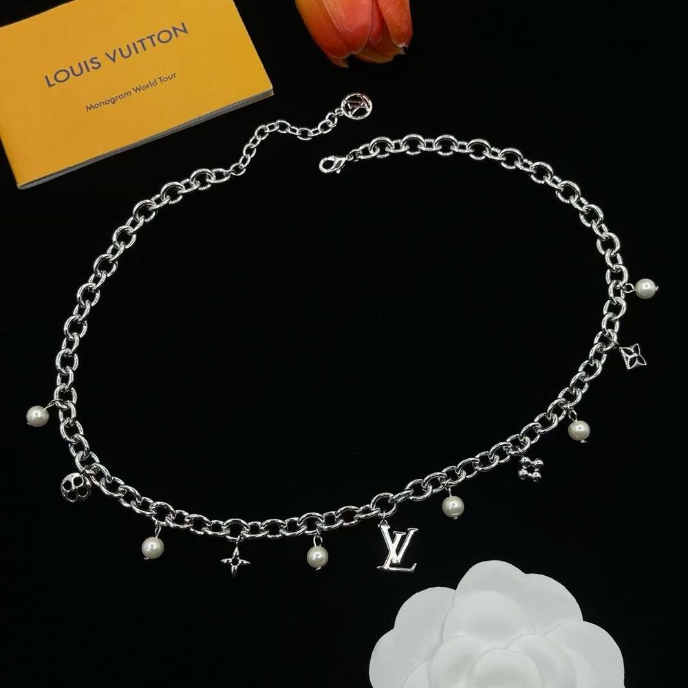 New Arrival LV Necklace 132