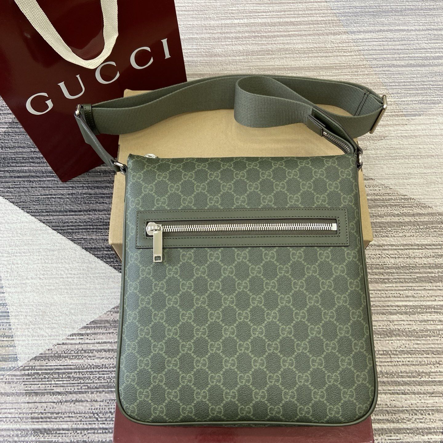 GG Monogram Small Messenger Bag 792081 GG Monogram Small Messenger Bag 792081