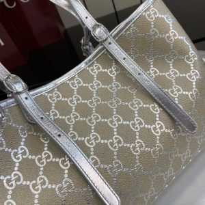GG Emblem Medium Tote Bag 815214-2 2 7bd173c9