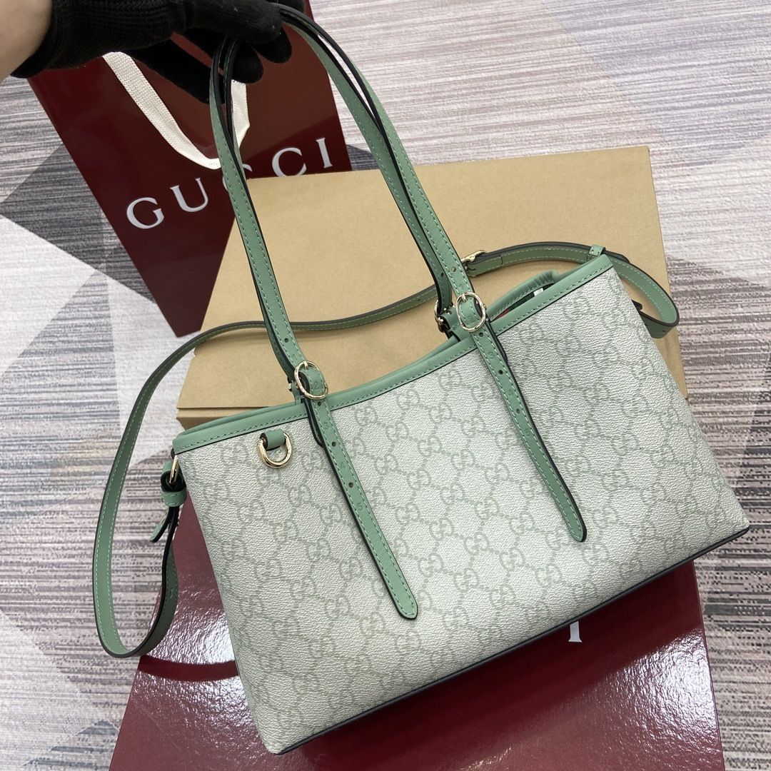GG Emblem Medium Tote Bag 815214-3 GG Emblem Medium Tote Bag 815214-3