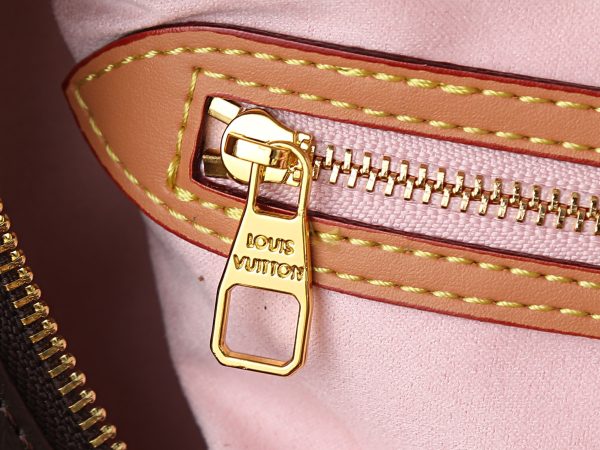 Luxury LV Handbag M26498-M15107 BC