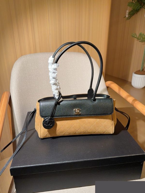 New Fashion CN Handbag CC263410 QA