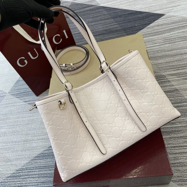 GG Emblem Medium Tote Bag 815214-1 QA