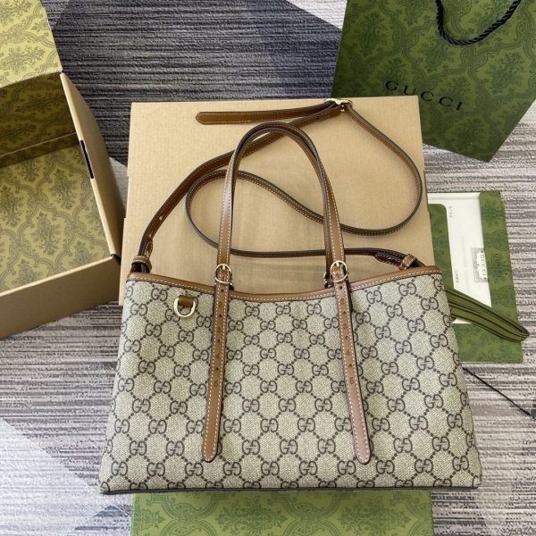 GG Emblem Medium Tote Bag 815214 QA