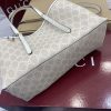 GG Emblem Medium Tote Bag 815214 QA
