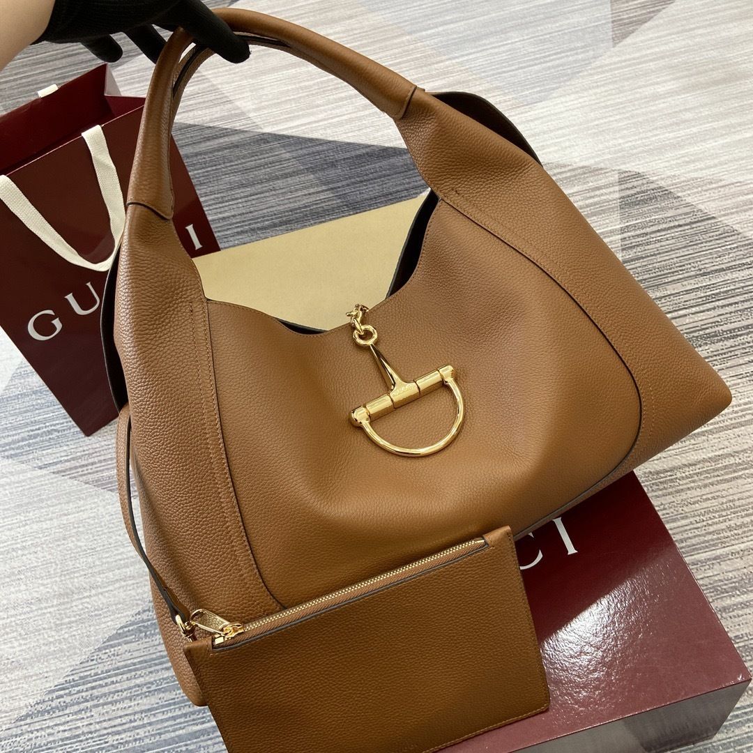 GG Softbit Maxi Shoulder Bag 837466-2 GG Softbit Maxi Shoulder Bag 837466-2