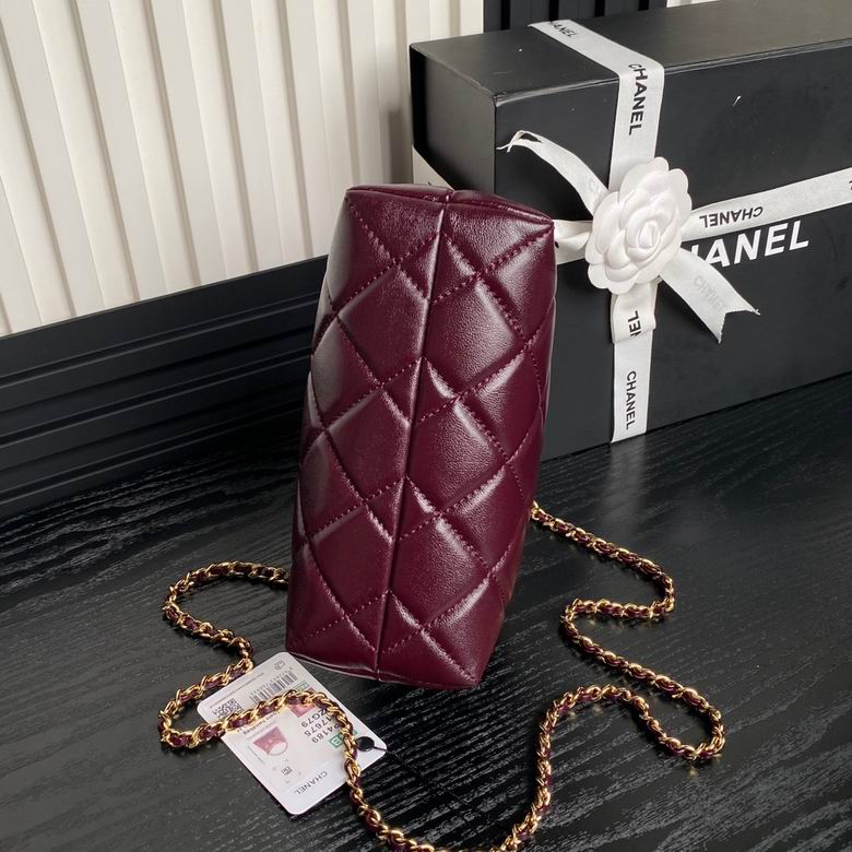 CN Clutch With Chain Burgundy For Women AP4189-B17675-NZG79 CN Clutch With Chain Burgundy For Women AP4189-B17675-NZG79