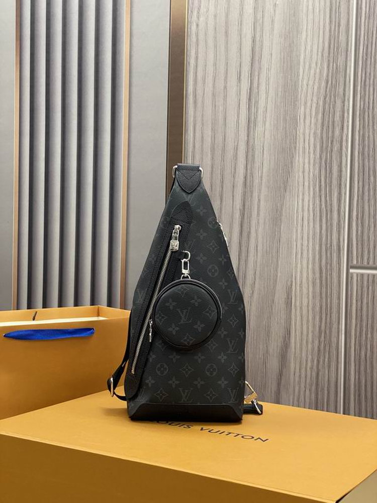 LV Duo Slingbag Black For Men M30936 LV Duo Slingbag Black For Men M30936