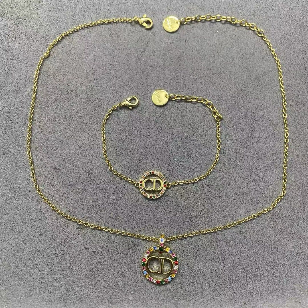 New Arrival Dior Bracelet 37