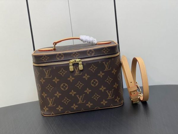 LV Nice BB Vanity Case Monogram Canvas For Women M42265 PA