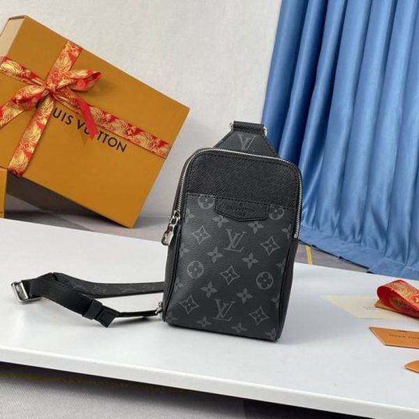 LV Outdoor Slingbag Taigarama Noir Black For Men M30741 PA