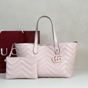 GG Marmont Medium Tote Bag 855279 10 b82570c4