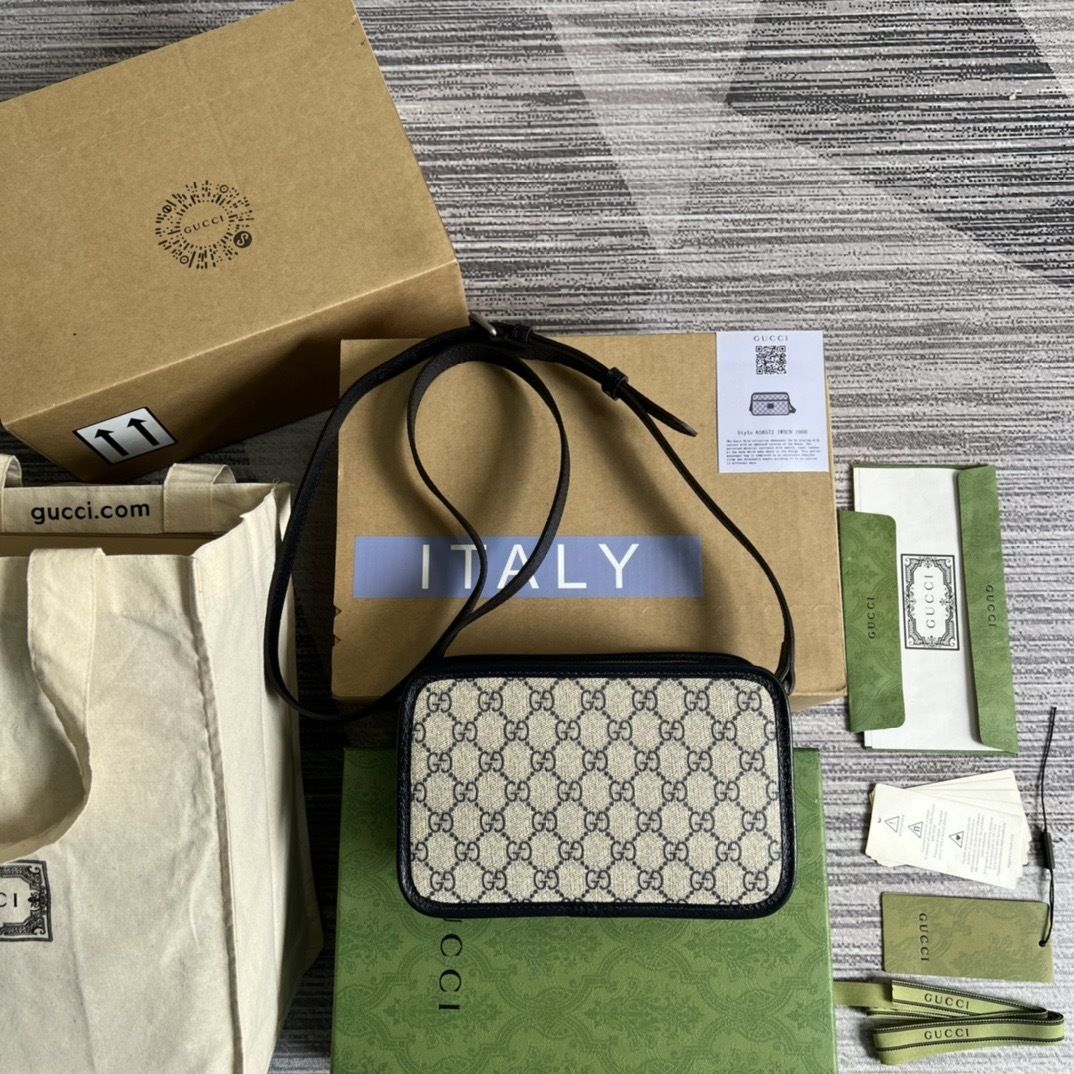 GG Supreme Interlocking Mini Bag 658572 GG Supreme Interlocking Mini Bag 658572