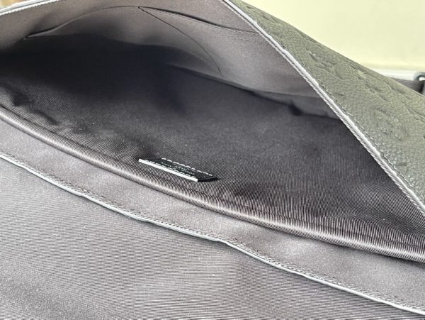 LV S-Lock Briefcase Taurillon Monogram Black For Men M20835 PA