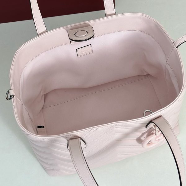 GG Marmont Medium Tote Bag 855279 QA