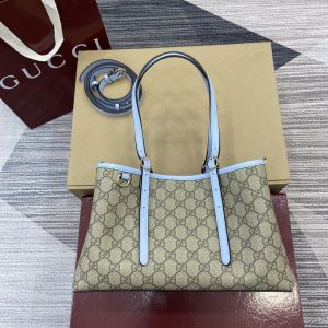 GG Emblem Medium Tote Bag 815214-3 9 d9740e79